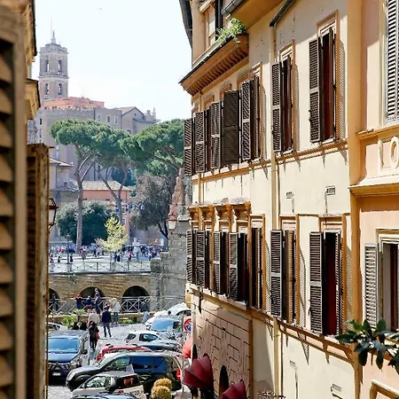 Monti With Charming Terrace Appartamento Roma