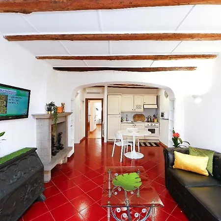 Monti With Charming Terrace * Roma